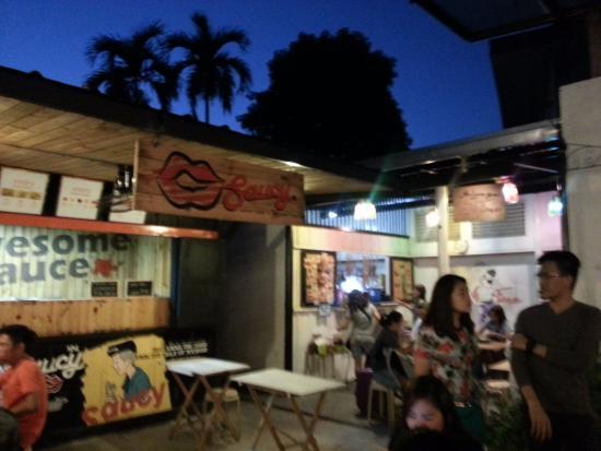 Maginhawa Food Park